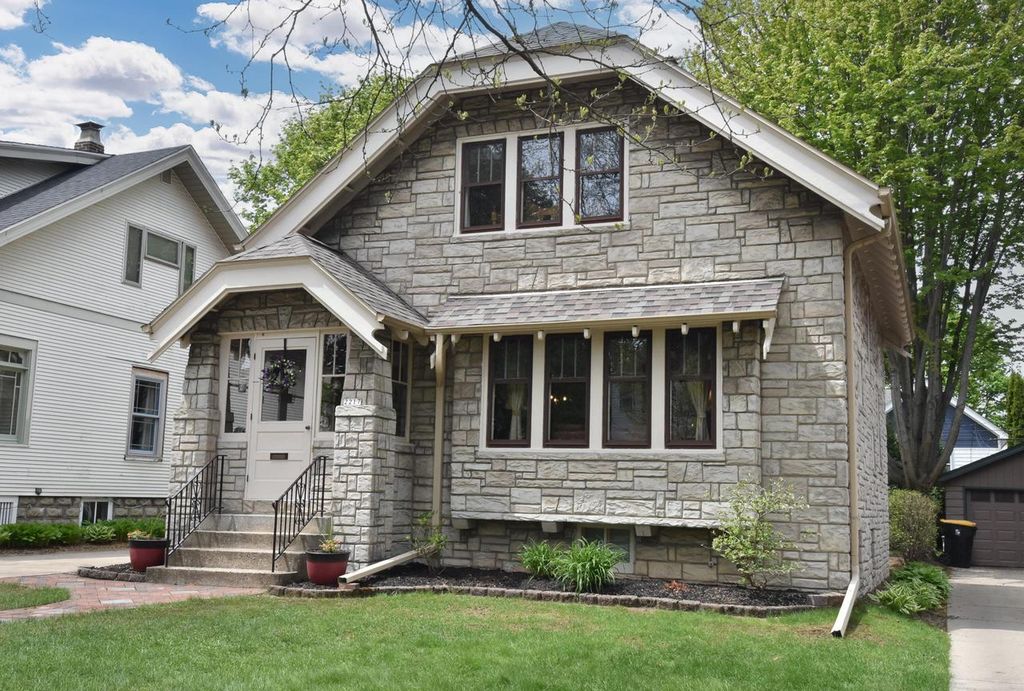 Photo of 2217 N 71st STREET, Wauwatosa, WI 53213 (MLS # 1961789)