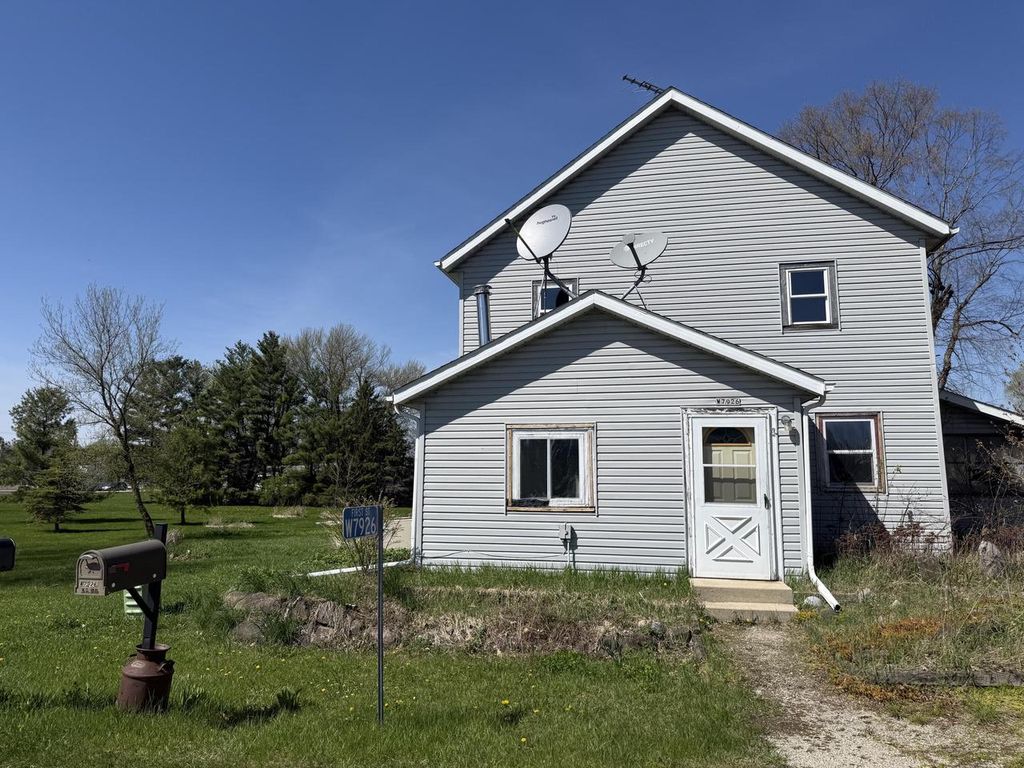 Photo of W7926 First STREET, Watertown, WI 53098 (MLS # 1960087)