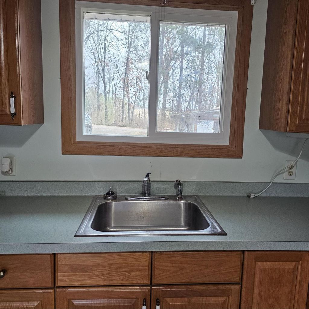 Photo of N4533 Oak Knoll DRIVE, Poynette, WI 53955 (MLS # 2013020)