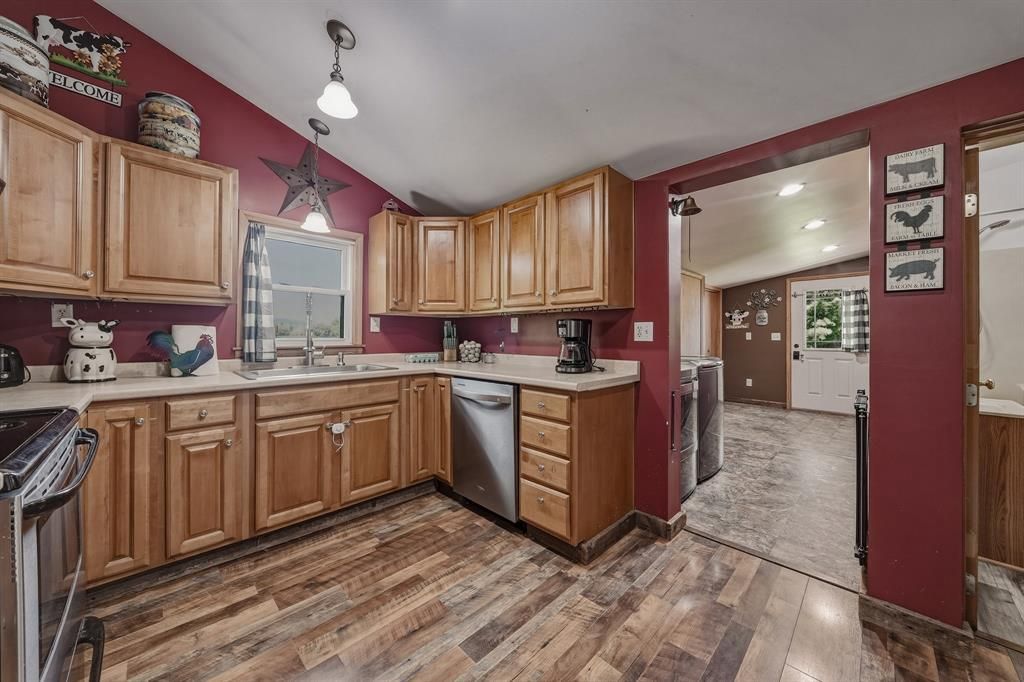 Photo of N10994 County Road G Rd, Osseo, WI 54758 (MLS # 1601522)