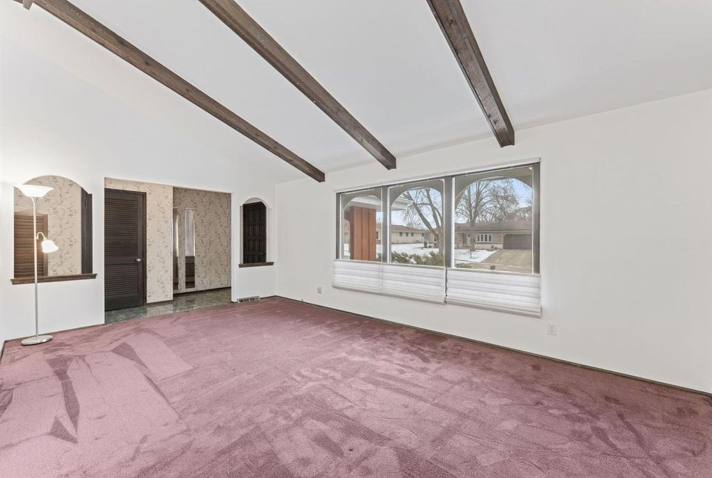 Photo of 7701 S Pine AVENUE, Oak Creek, WI 53154 (MLS # 1946481)