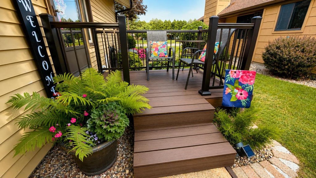 Photo of 1385 W 18th AVENUE #2, Oshkosh, WI 54902 (MLS # 50328513)