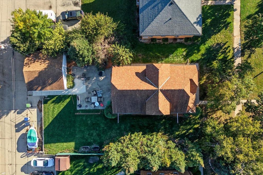 Photo of 3320 S 92nd STREET, Milwaukee, WI 53227 (MLS # 1943460)