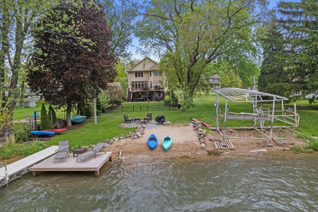 Photo of W179S6769 Muskego DRIVE, Muskego, WI 53150 (MLS # 1963368)