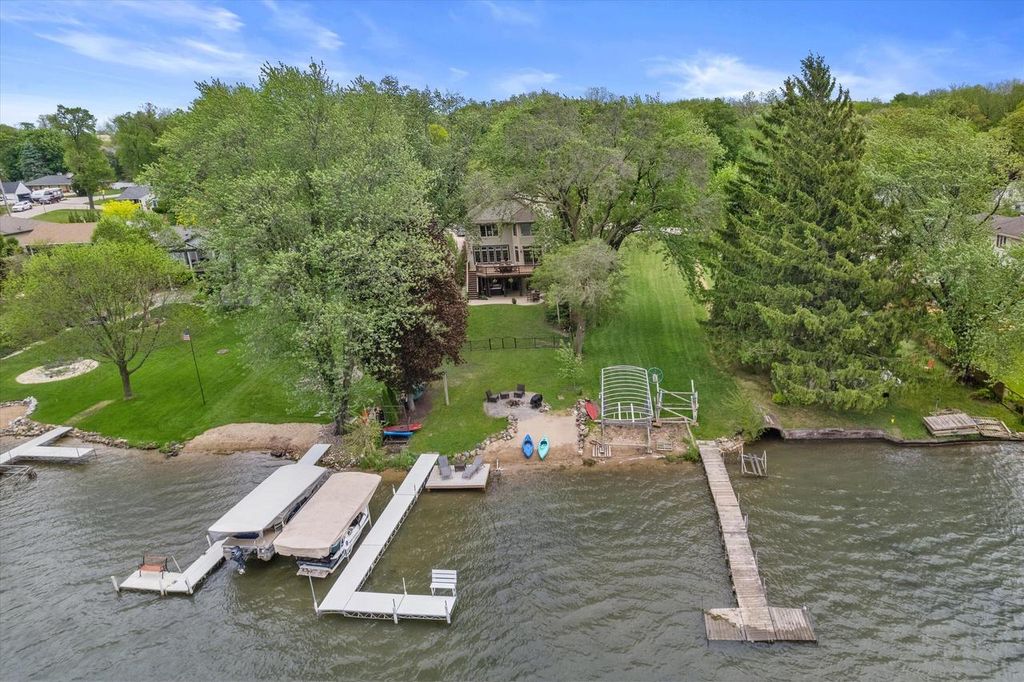 Photo of W179S6769 Muskego DRIVE, Muskego, WI 53150 (MLS # 1963368)