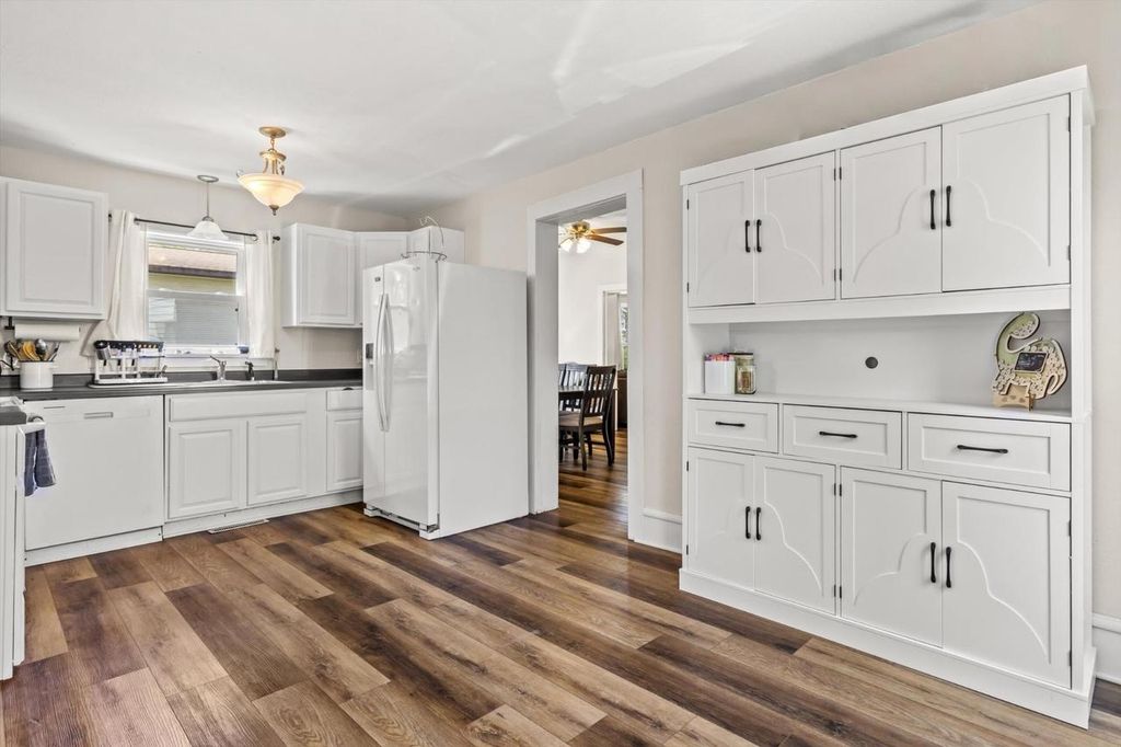 Photo of 320 E Marion STREET, Portage, WI 53901 (MLS # 2022594)