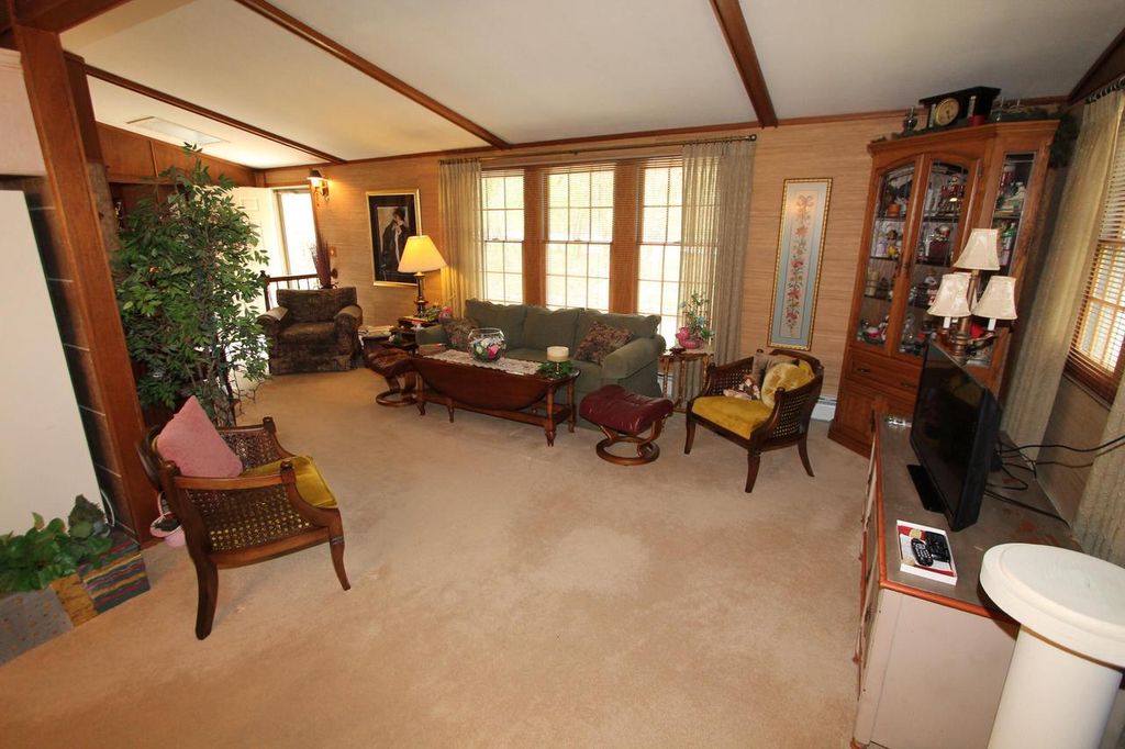 Photo of 308 Highridge ROAD, Burlington, WI 53105 (MLS # 1959461)