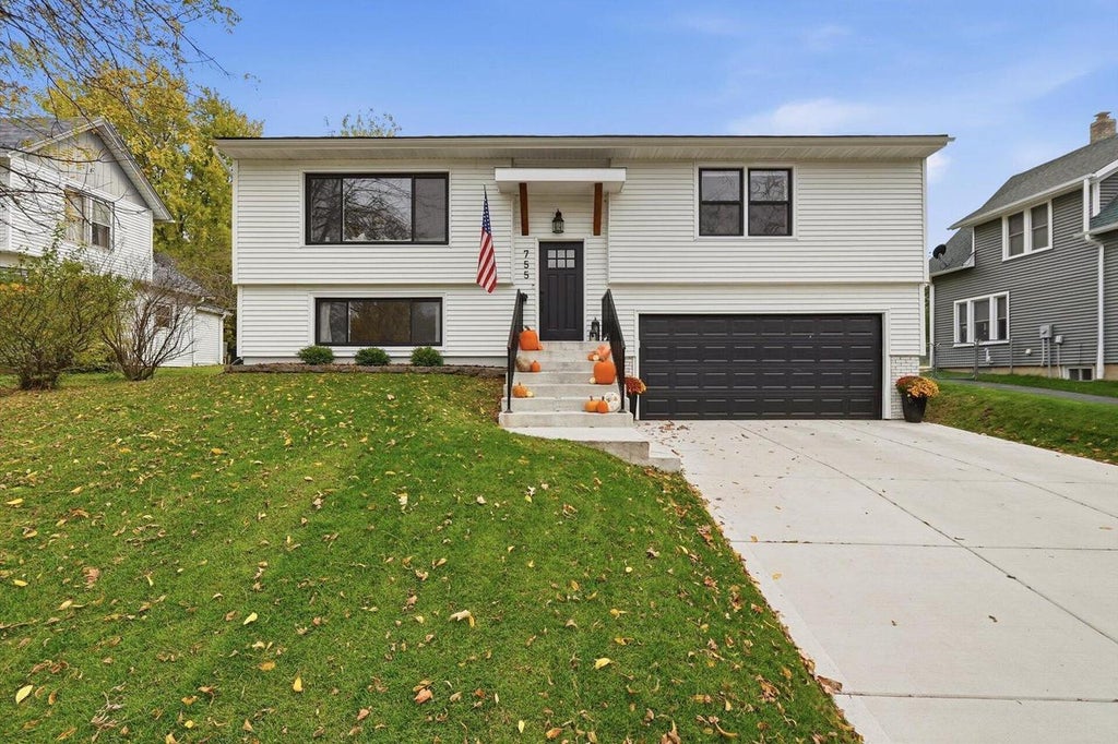 Photo of 755 Armour ROAD, Oconomowoc, WI 53066 (MLS # 1986633)