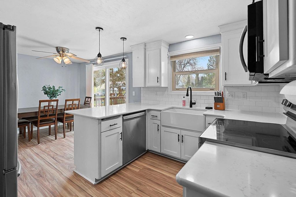 Photo of 3051 Holland ROAD, Green Bay, WI 54313 (MLS # 50324392)