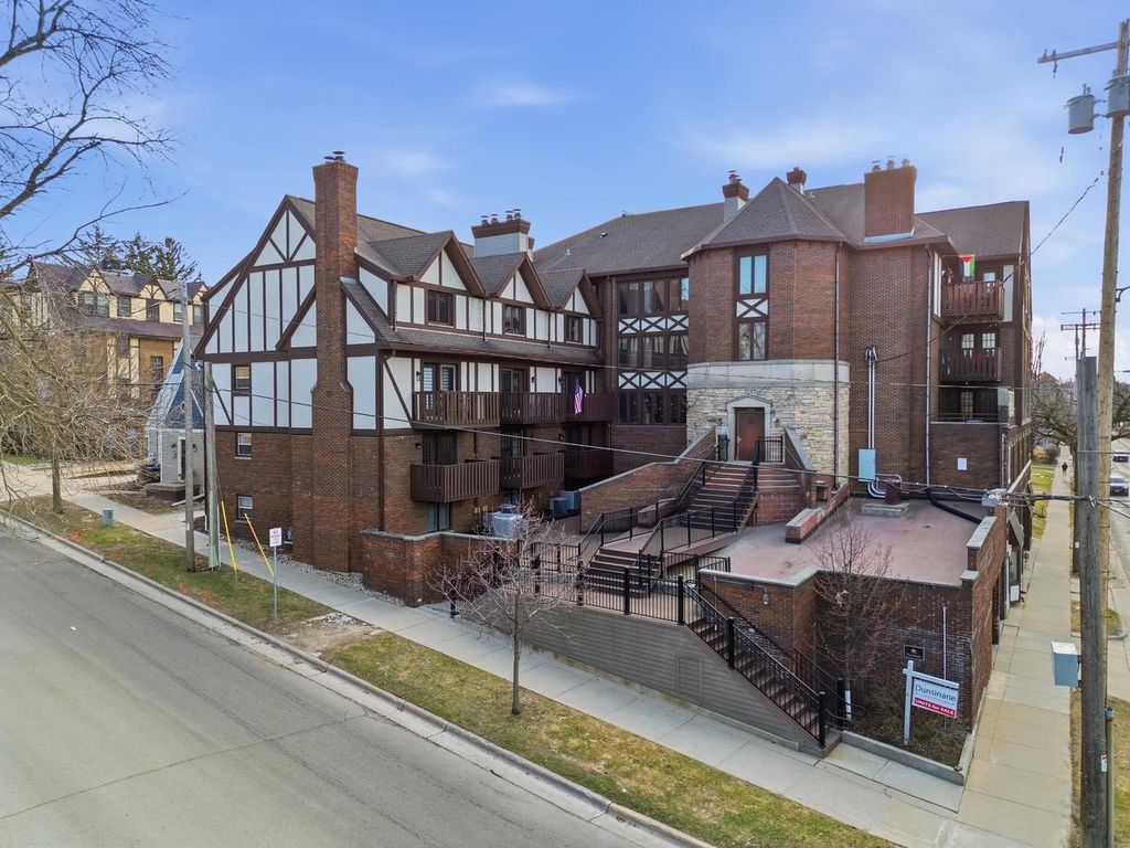 Photo of 340 N Allen STREET #9, Madison, WI 53726 (MLS # 2019236)