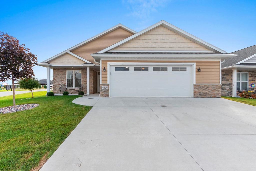 Photo of 4884 Wyld Berry WAY, Hobart, WI 54155 (MLS # 50315712)