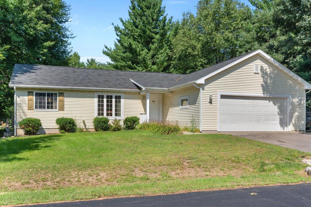 Photo of 155 Arbor DRIVE, Wisconsin Dells, WI 53965 (MLS # 2032337)