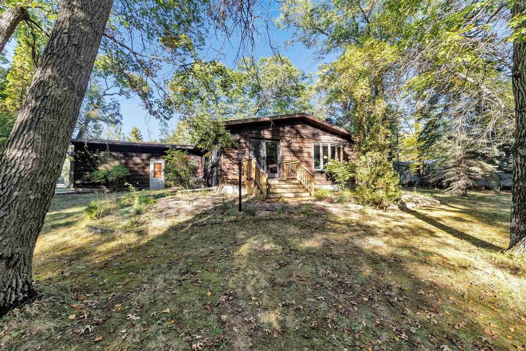 Photo of W4976 Bartelt BOULEVARD, Shawano, WI 54166 (MLS # 50333413)