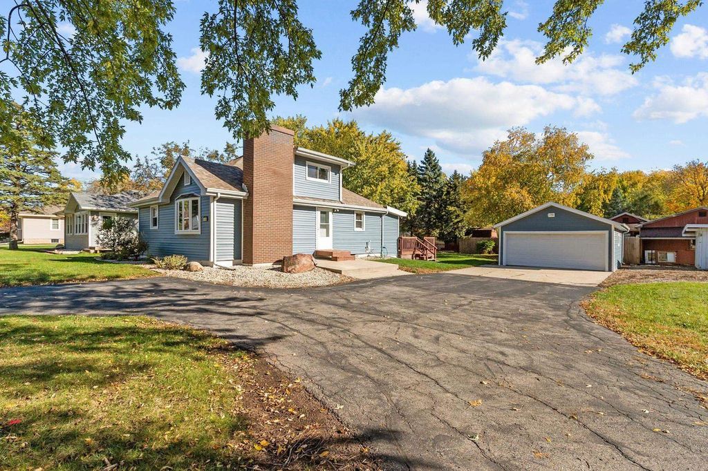 Photo of 1266 Conrad STREET, Oshkosh, WI 54904 (MLS # 50317104)
