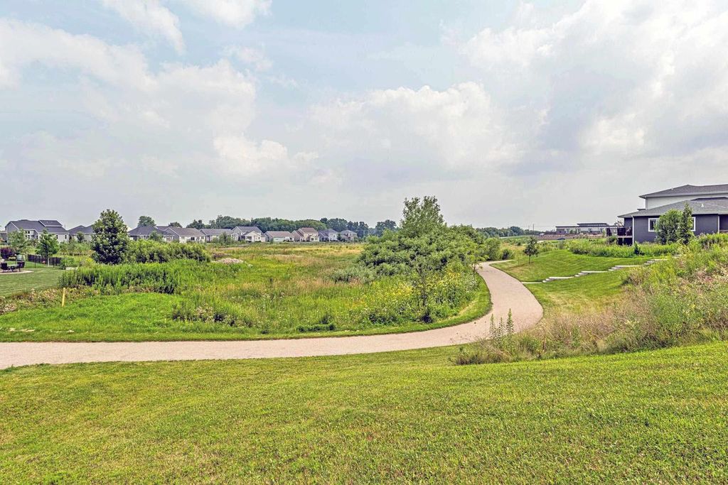 Photo of 5501 PRAIRIE PLACE DRIVE, Mcfarland, WI 53558 (MLS # 2015796)