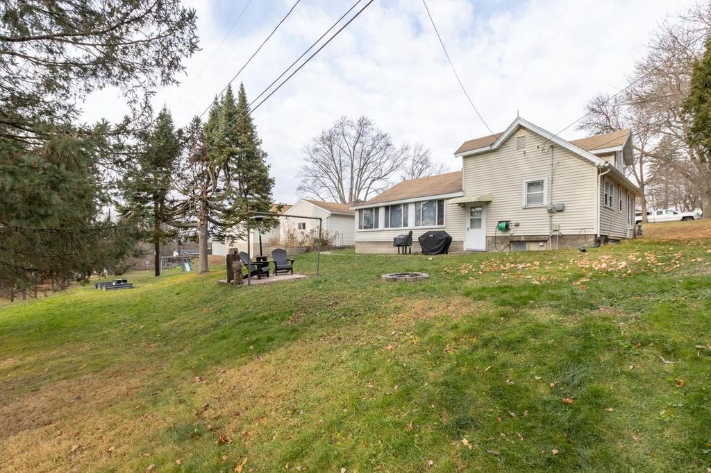 Photo of 1019 Single AVENUE, Wausau, WI 54403 (MLS # 22505543)