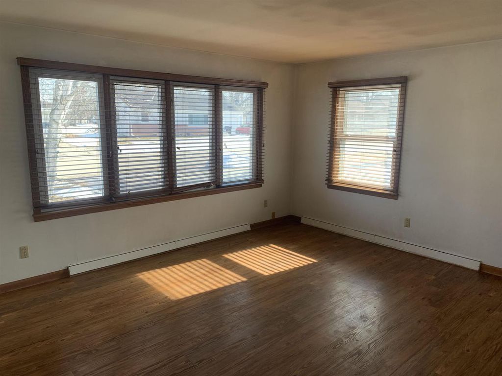 Photo of 709 Lee AVENUE, Brillion, WI 54110 (MLS # 50321171)