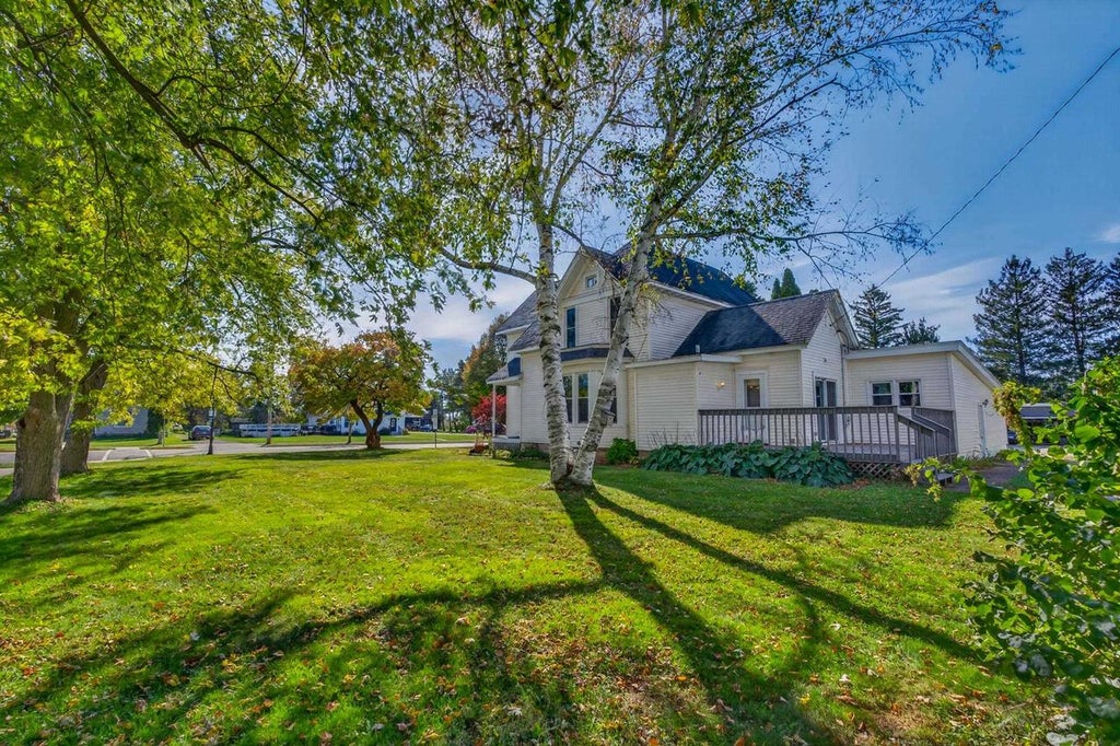 Photo of 302 W Main STREET, Brooklyn, WI 53521 (MLS # 2034863)