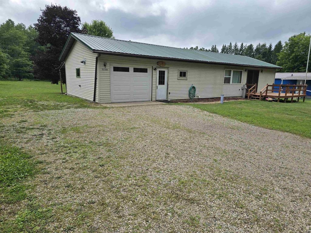 Photo of 17159 Evergreen LANE, Lakewood, WI 54138 (MLS # 50329927)