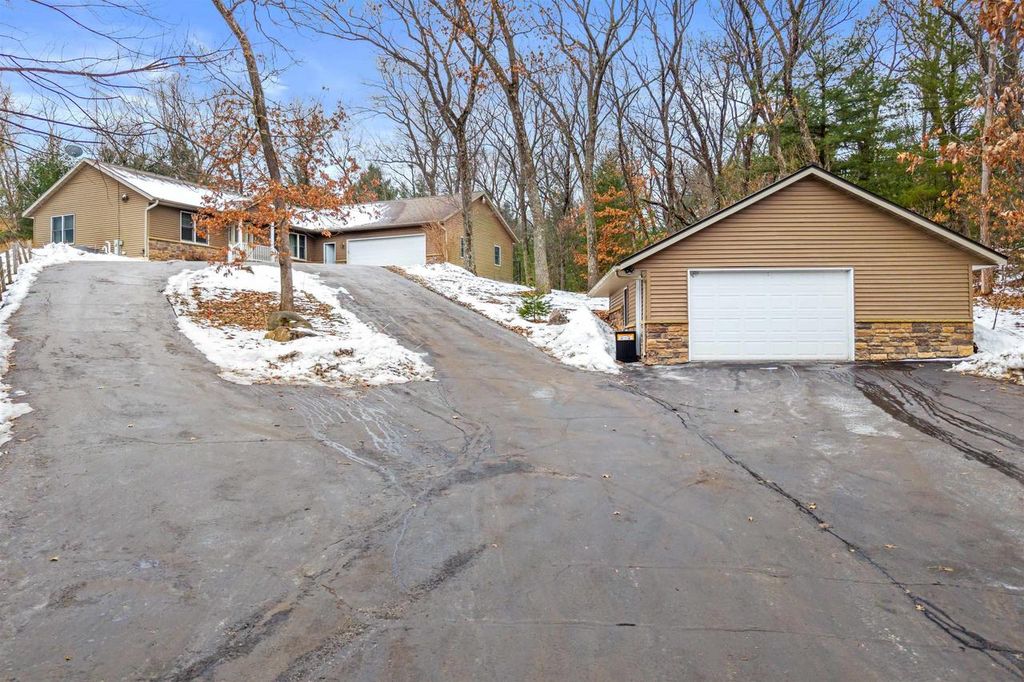 Photo of W9947 County Road C Rd, Wautoma, WI 54982 (MLS # 50321897)