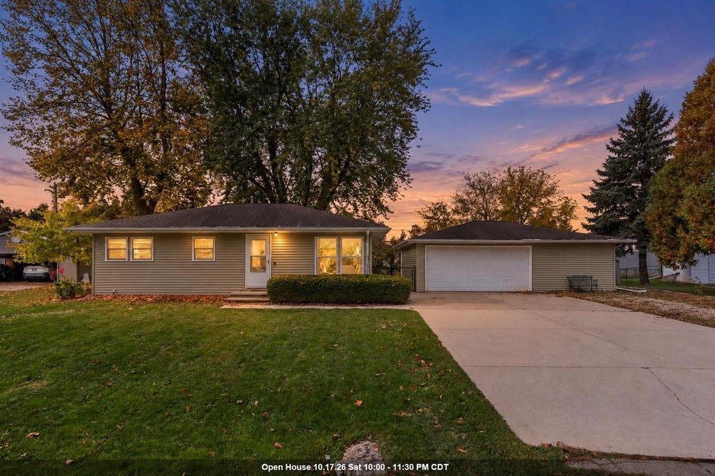 Photo of 1487 Deerwood DRIVE, Neenah, WI 54956 (MLS # 50334391)