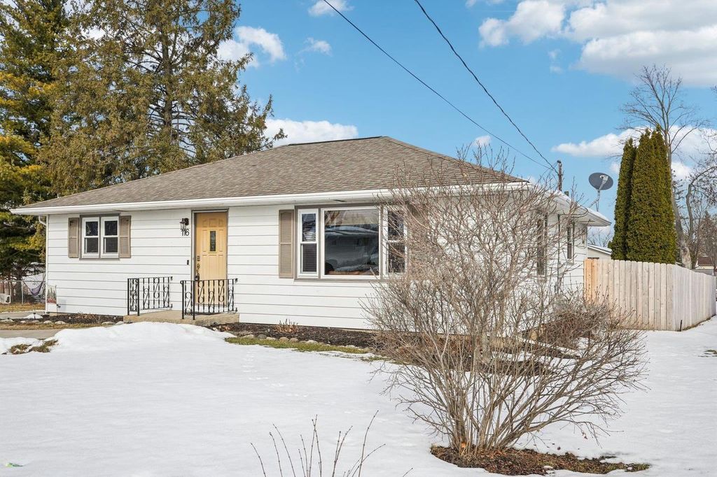 Photo of 116 Mary STREET, Watertown, WI 53094 (MLS # 2016565)