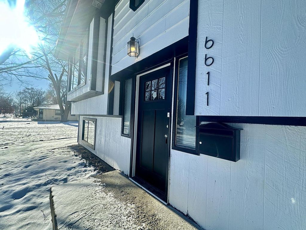 Photo of 6611 N 52nd STREET, Milwaukee, WI 53223 (MLS # 1946214)