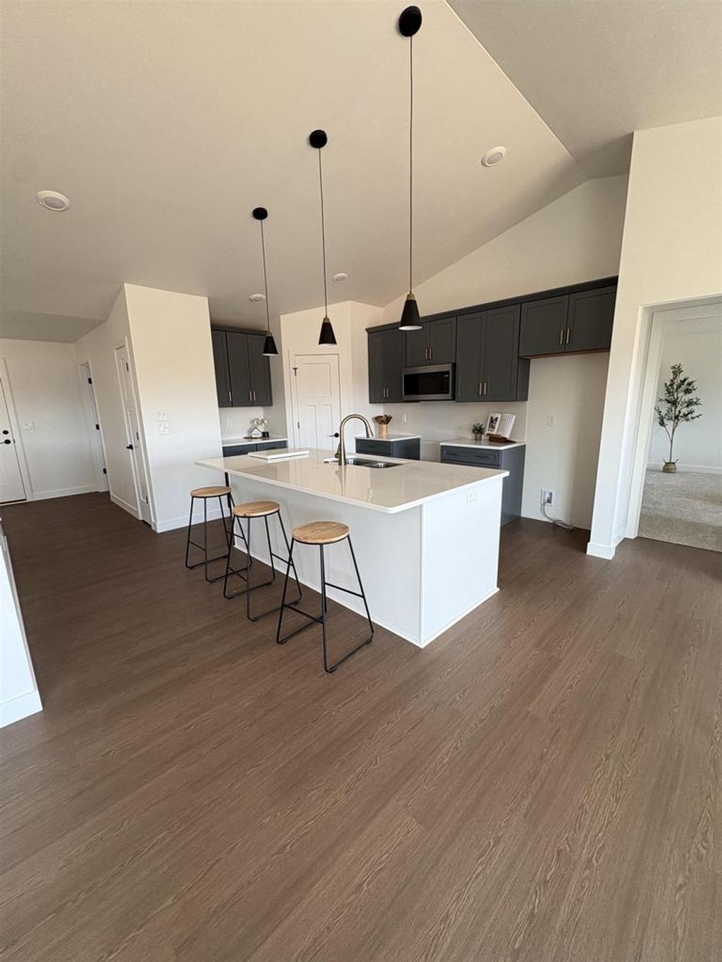 Photo of W5609 Tonys WAY, Appleton, WI 54915 (MLS # 50320171)