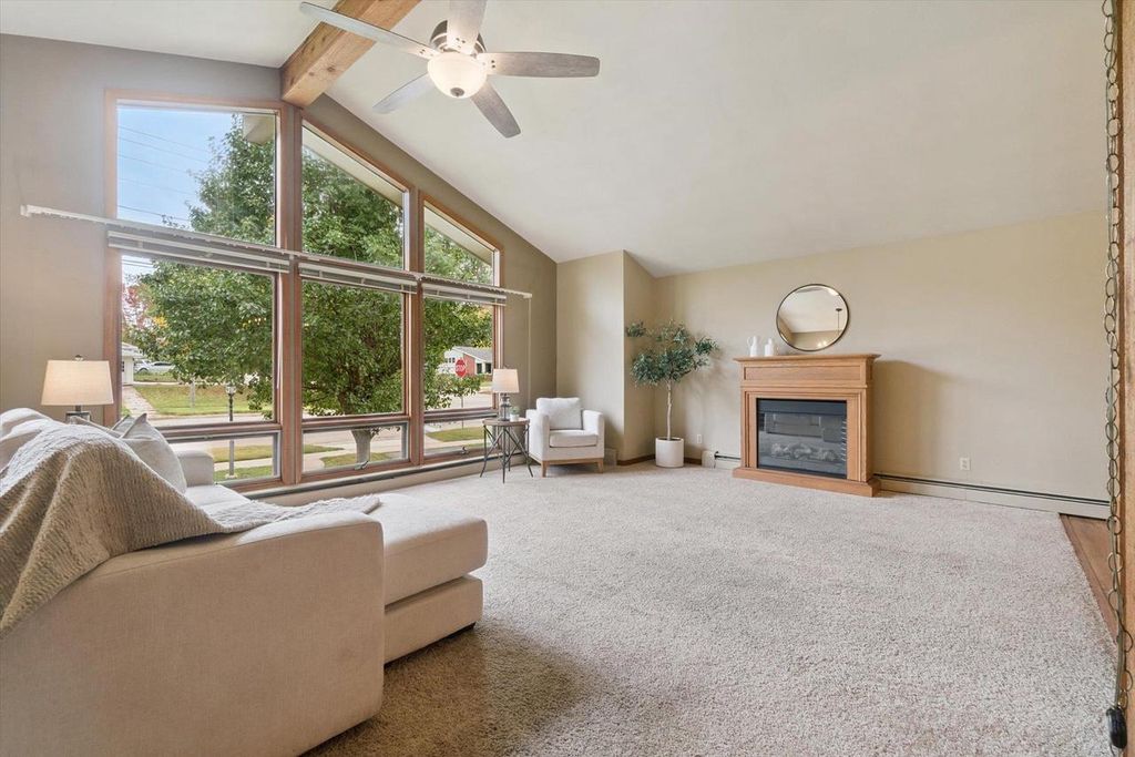 Photo of 1104 Blaine STREET, Edgerton, WI 53534 (MLS # 2011002)