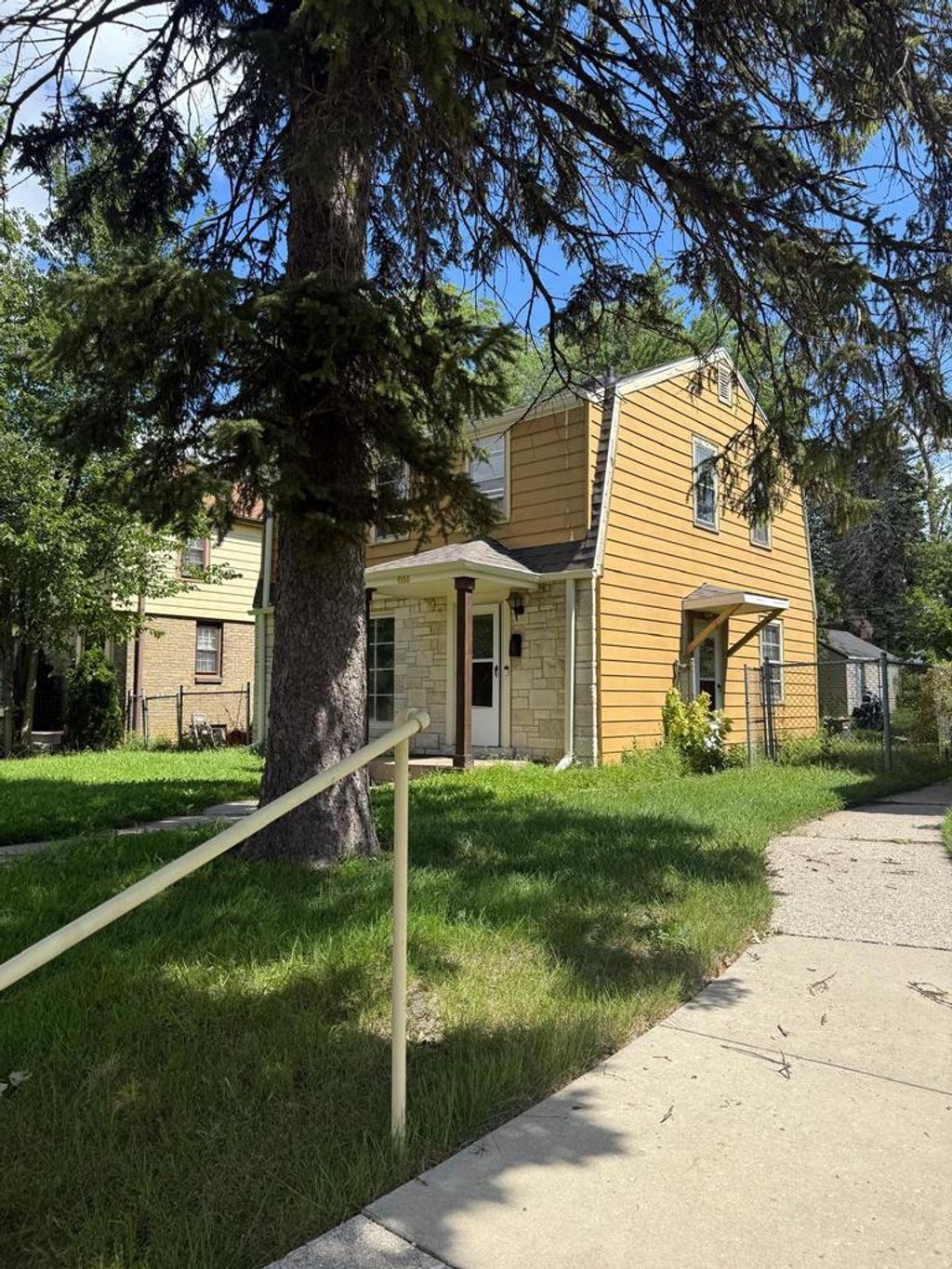 Photo of 4166 N 17th STREET, Milwaukee, WI 53209 (MLS # 1938265)