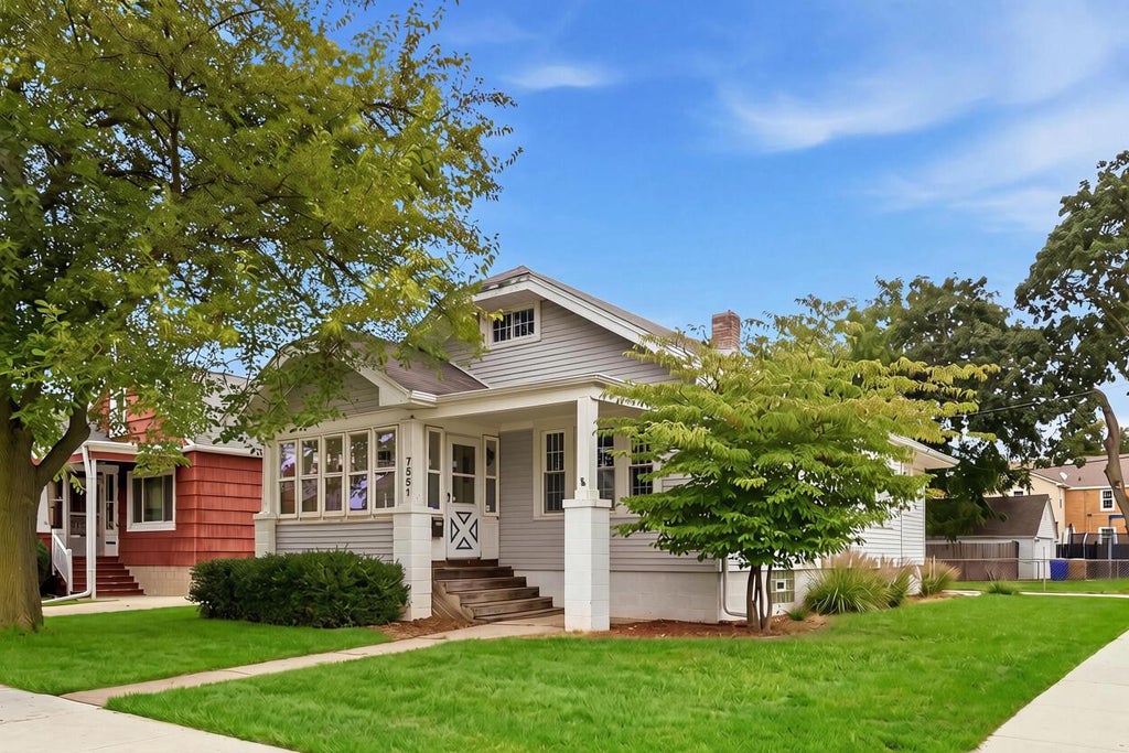 Photo of 7551 27th AVENUE, Kenosha, WI 53143 (MLS # 1982340)