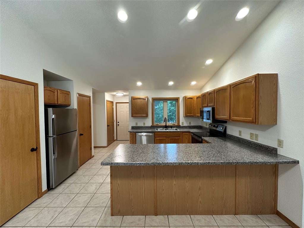 Photo of 2610 Mont Claire ROAD, Eau Claire, WI 54703 (MLS # 1605294)