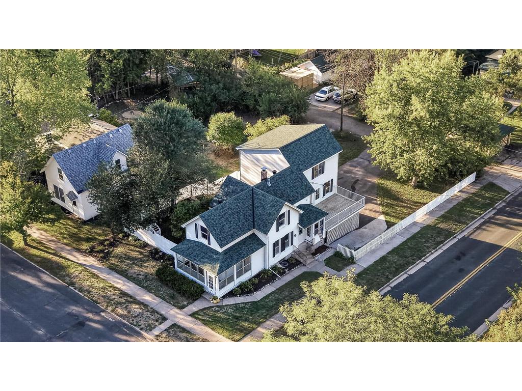 Photo of 627 Locust STREET, Hudson, WI 54016 (MLS # 7146381)