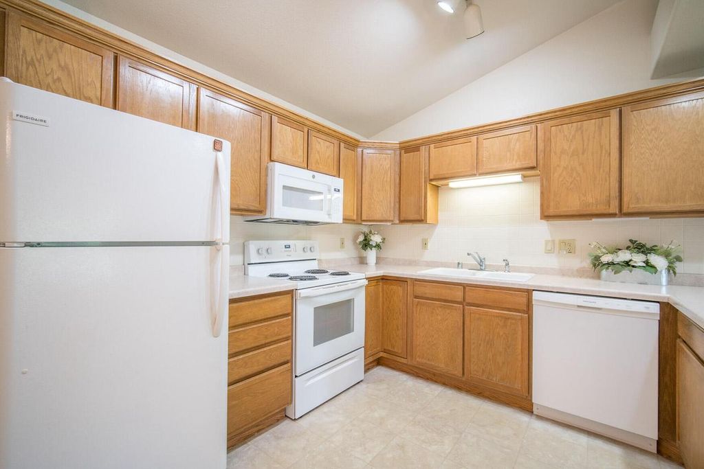 Photo of 1046 River Place BOULEVARD #8, Waukesha, WI 53189 (MLS # 1969382)