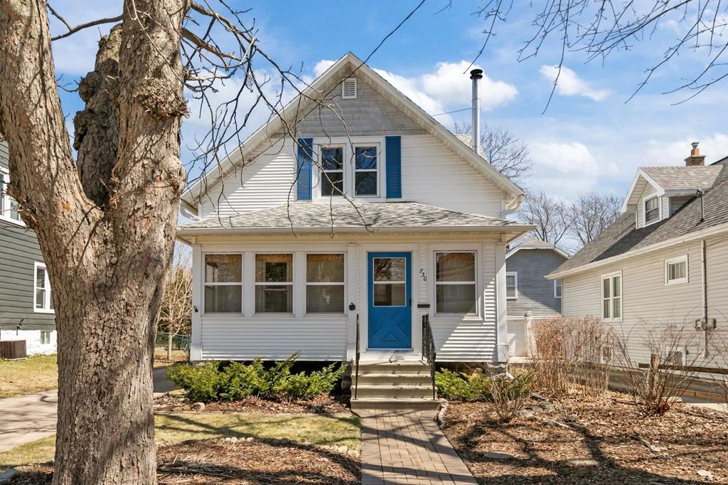 Photo of 730 Powers STREET, Oshkosh, WI 54901 (MLS # 50323331)