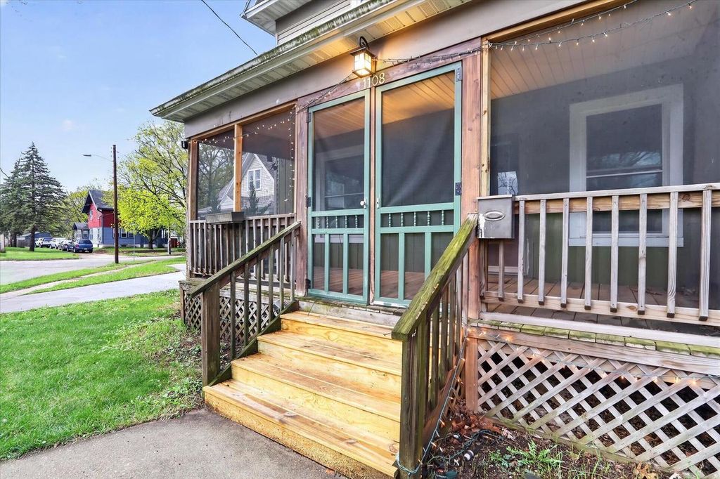 Photo of 1108 Partridge AVENUE, Beloit, WI 53511 (MLS # 2020972)