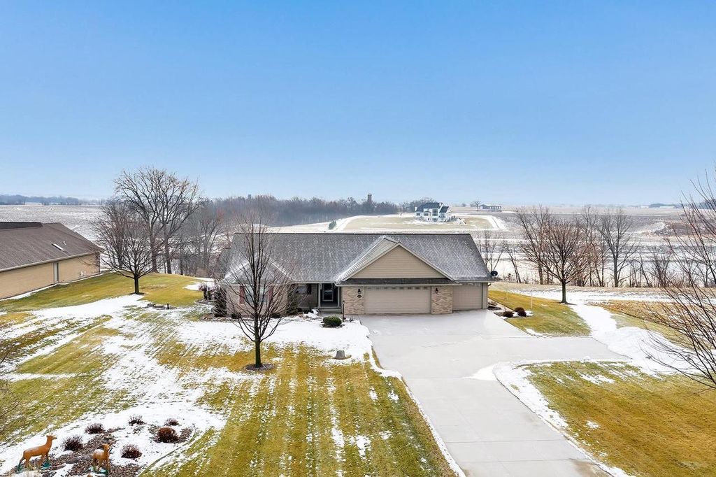 Photo of 4207 Lost Dauphin ROAD, De Pere, WI 54115 (MLS # 50319910)