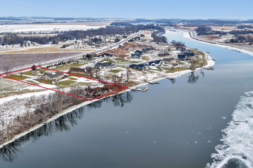 Photo of 4207 Lost Dauphin ROAD, De Pere, WI 54115 (MLS # 50319910)