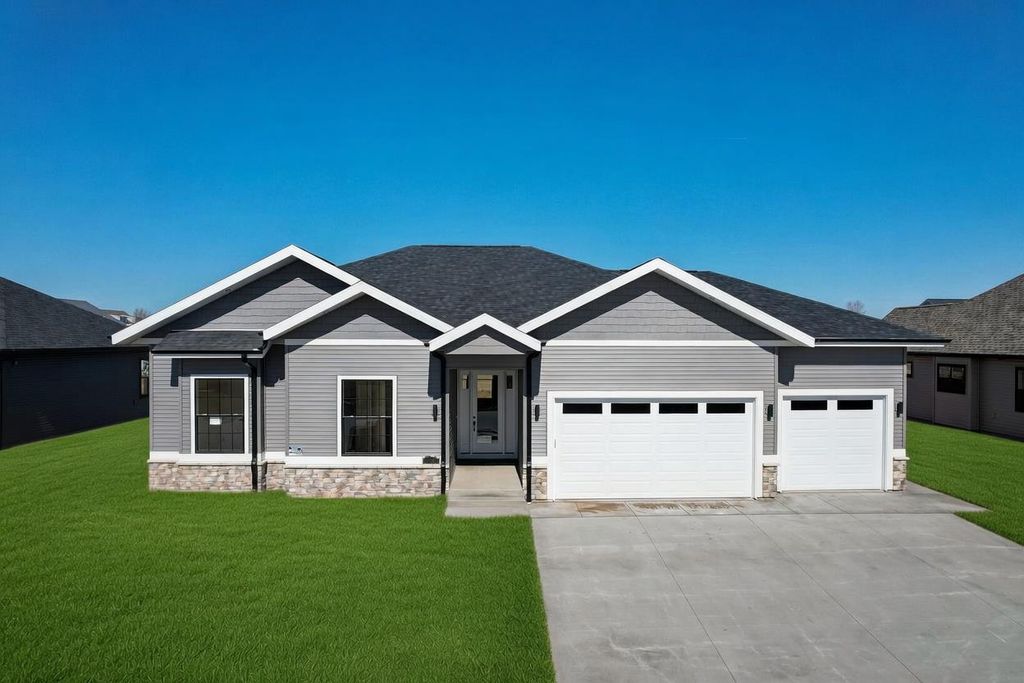 Photo of 236 Falcon COURT, Sauk City, WI 53583 (MLS # 2022861)