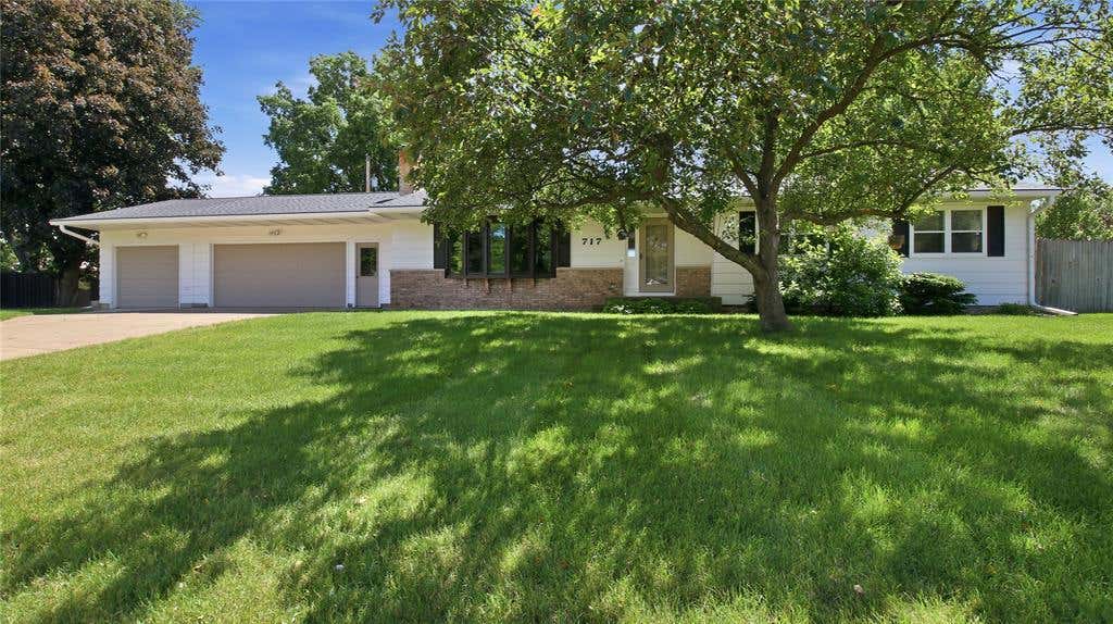 Photo of 717 Buffington COURT, Eau Claire, WI 54703 (MLS # 1600051)