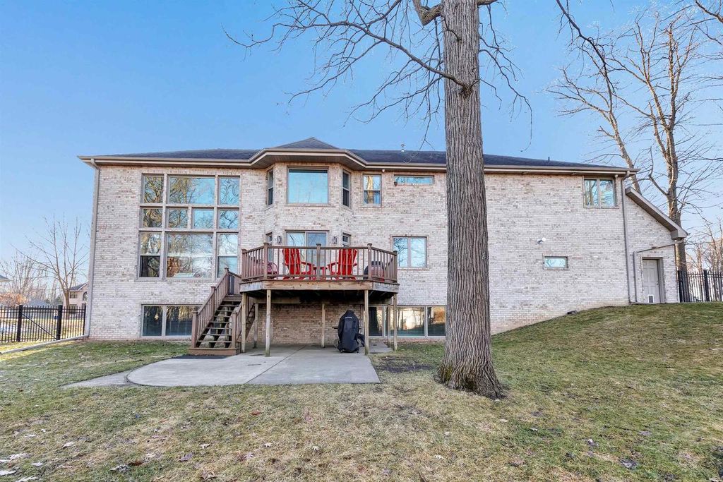 Photo of 4336 Hilton Head DRIVE, Oneida, WI 54155 (MLS # 50322199)