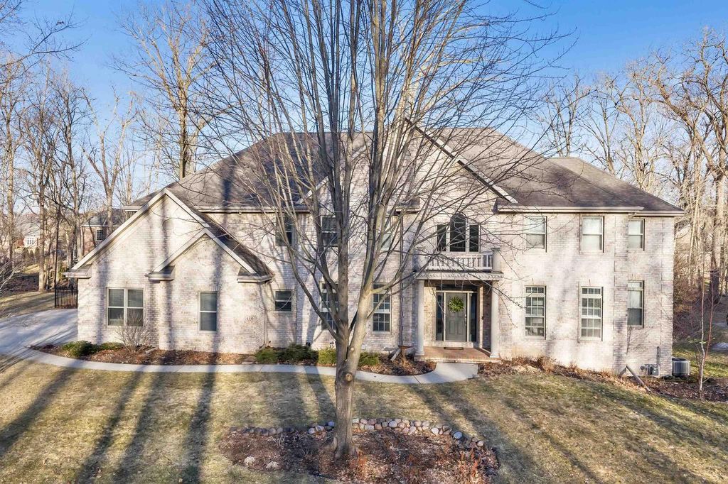 Photo of 4336 Hilton Head DRIVE, Oneida, WI 54155 (MLS # 50322199)