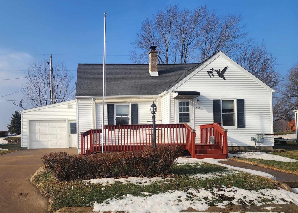 Photo of 2079 Oak LANE, Cuba City, WI 53807 (MLS # 2014410)