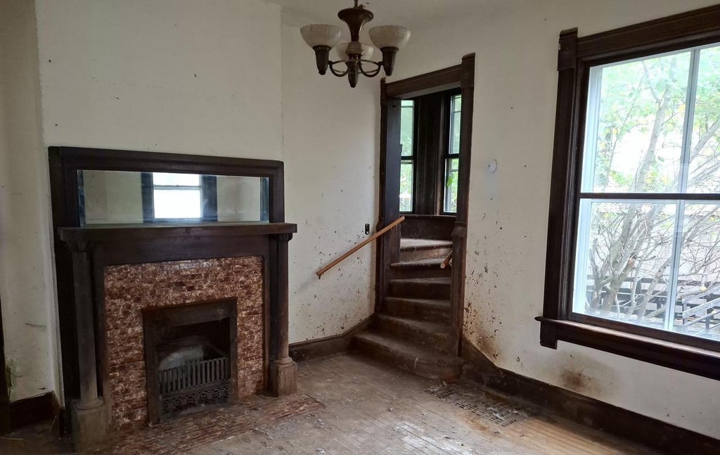 Photo of 904 Washington STREET, Wausau, WI 54403 (MLS # 50333707)