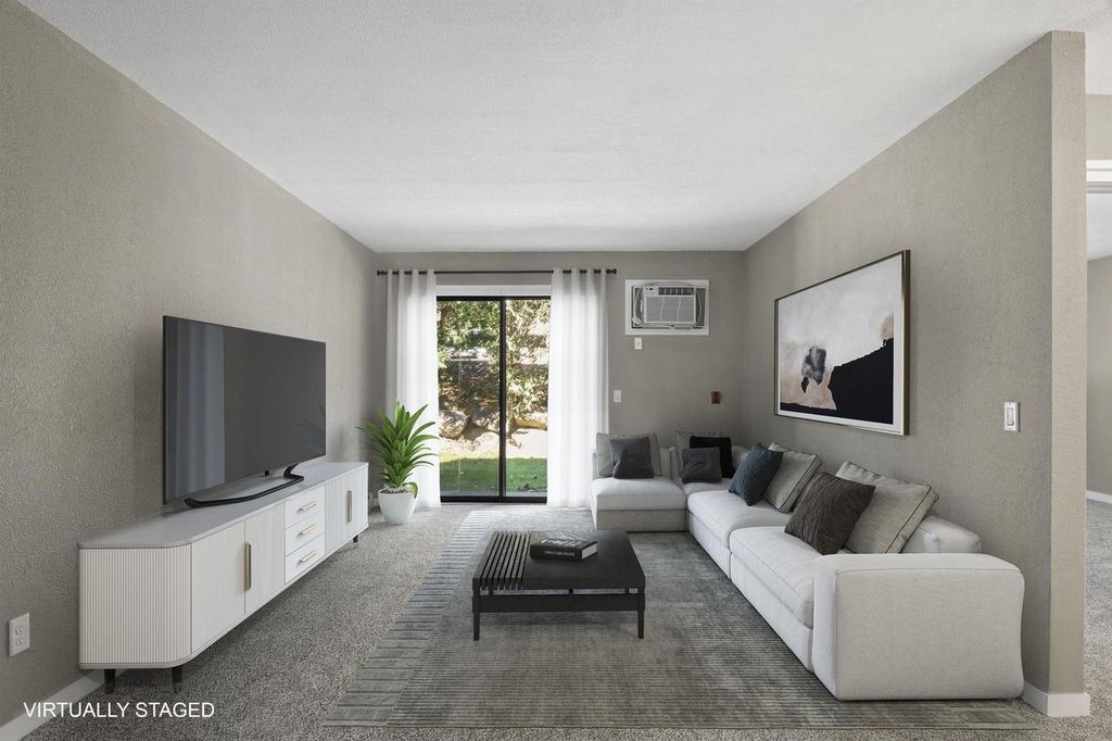 Photo of 1008 N Sunnyvale LANE #B, Madison, WI 53713 (MLS # 2020334)