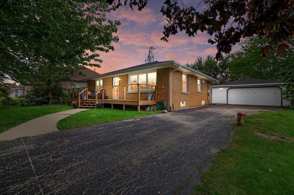 Photo of 1909 47th AVENUE, Kenosha, WI 53144 (MLS # 1963707)