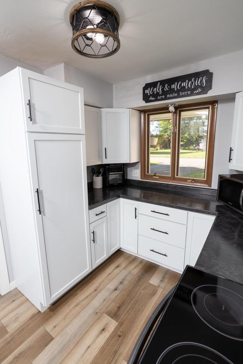 Photo of 439 Monroe STREET, Oconto, WI 54153 (MLS # 50315240)