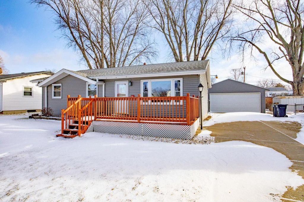 Photo of 1517 S Arch STREET, Janesville, WI 53546 (MLS # 2014143)