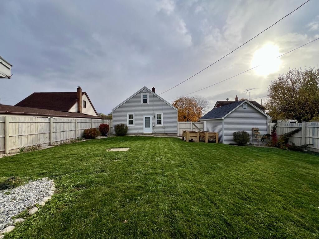 Photo of 304 St Rose AVENUE, Fredonia, WI 53021 (MLS # 1942407)