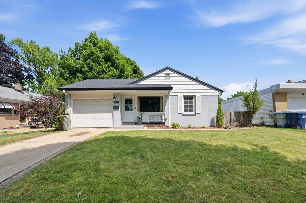 Photo of 2792 S 58th STREET, Milwaukee, WI 53219 (MLS # 1970526)